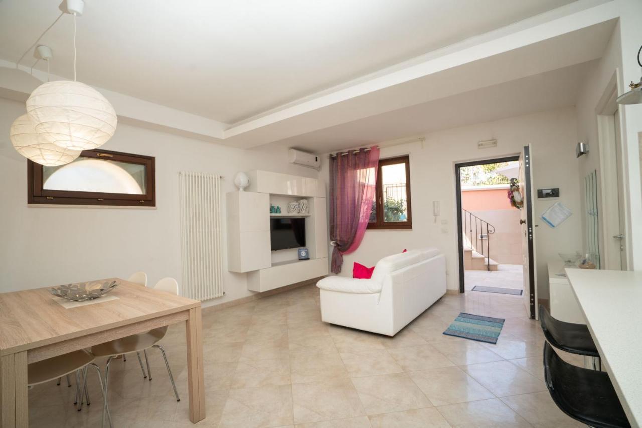 פולינאנו א מארה La Casetta Di Chiara B&B מראה חיצוני תמונה
